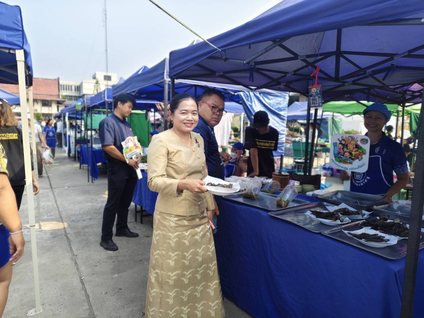 CDD MUEANG : GROWTH TEAM PLUS + MUEANG BURIRAM 📢 จังหวัดบุรีรัมย์ -สพอ.เมืองบุรีรัมย์ ร่วมติดตามและสนับสนุนตลาดประชารัฐ