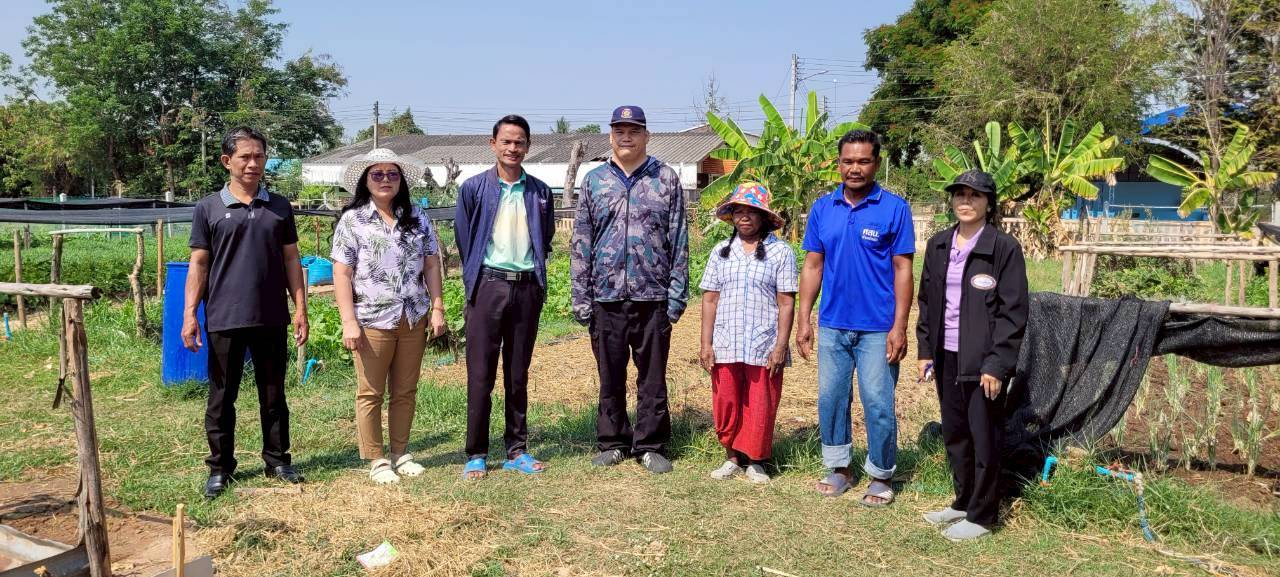 CDD MUEANG : GROWTH TEAM PLUS + MUEANG BURIRAM 📢 จังหวัดบุรีรัมย์ -สพอ.เมืองบุรีรัมย์ ลงพื้นที่เยี่ยมกลุ่มวิสาหกิจชุมชนบ้านหนองค่าย หมู่ที่ 10 ตำบลบ้านบัว