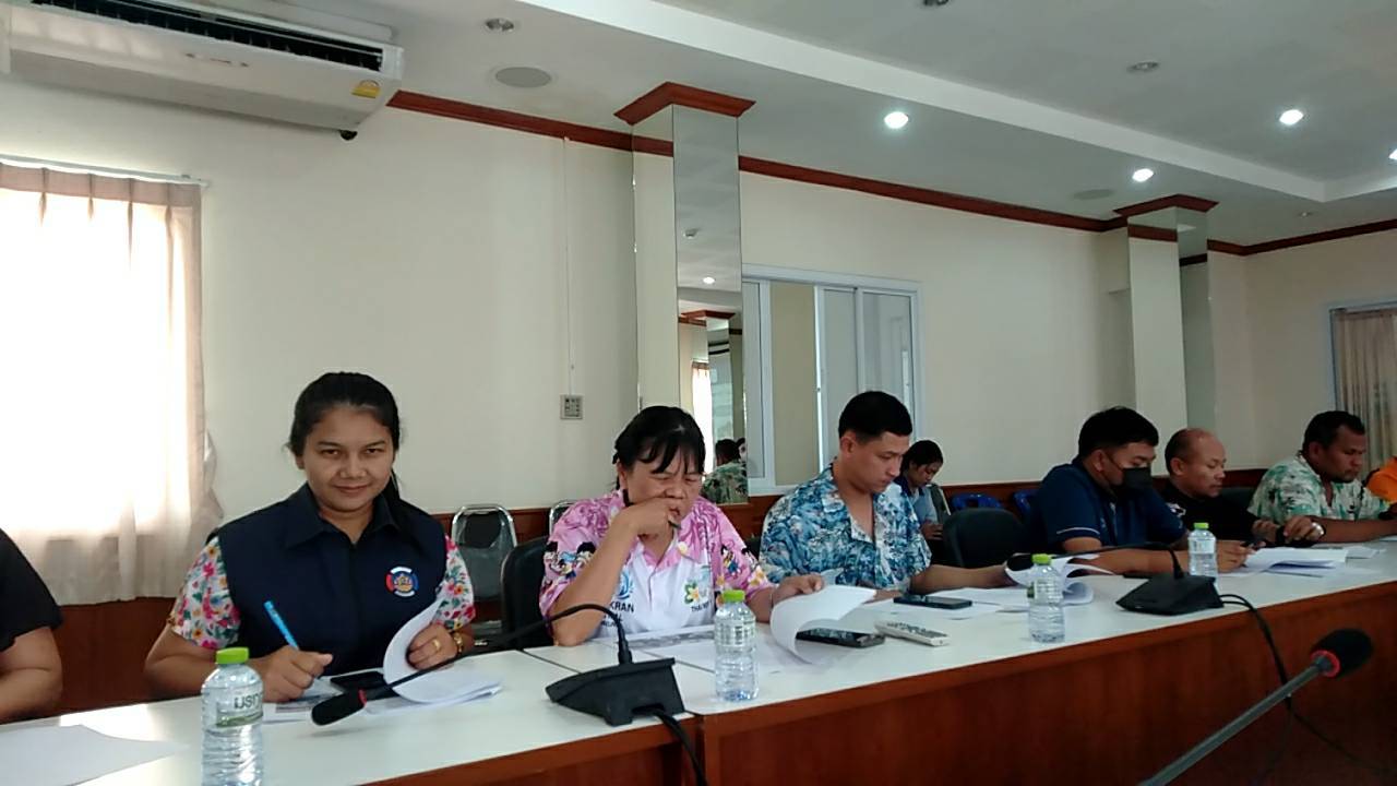 CDD MUEANG : GROWTH TEAM PLUS + MUEANG BURIRAM 📢 จังหวัดบุรีรัมย์ -สพอ.เมืองบุรีรัมย์ – ร่วมประชุมคณะกรรมการศูนย์ปฏิบัติการป้องกันและลดอุบัติเหตุทางถนนช่วงเทศกาลสงกรานต์ พ.ศ.2569 อำเภอเมืองบุรีรัมย์