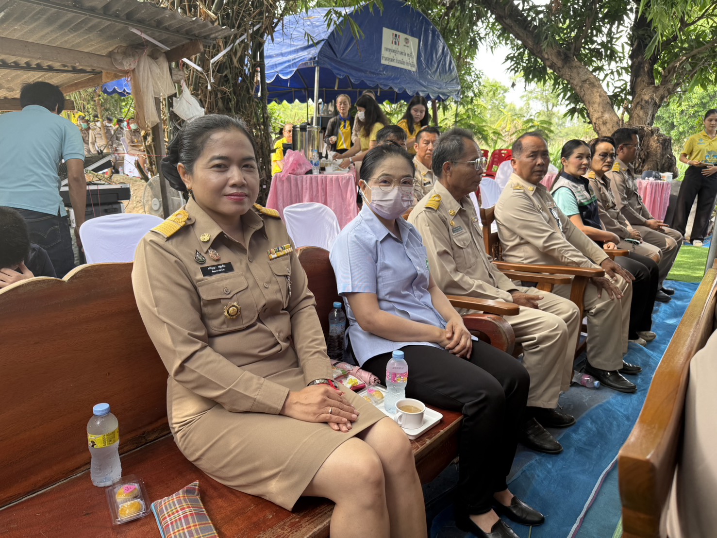 CDD MUEANG : GROWTH TEAM PLUS + MUEANG BURIRAM 📢 จังหวัดบุรีรัมย์ -สพอ.เมืองบุรีรัมย์ ร่วมพิธีมอบโคพระราชทานตำบลถลุงเหล็ก  อำเภอเมืองบุรีรัมย์  