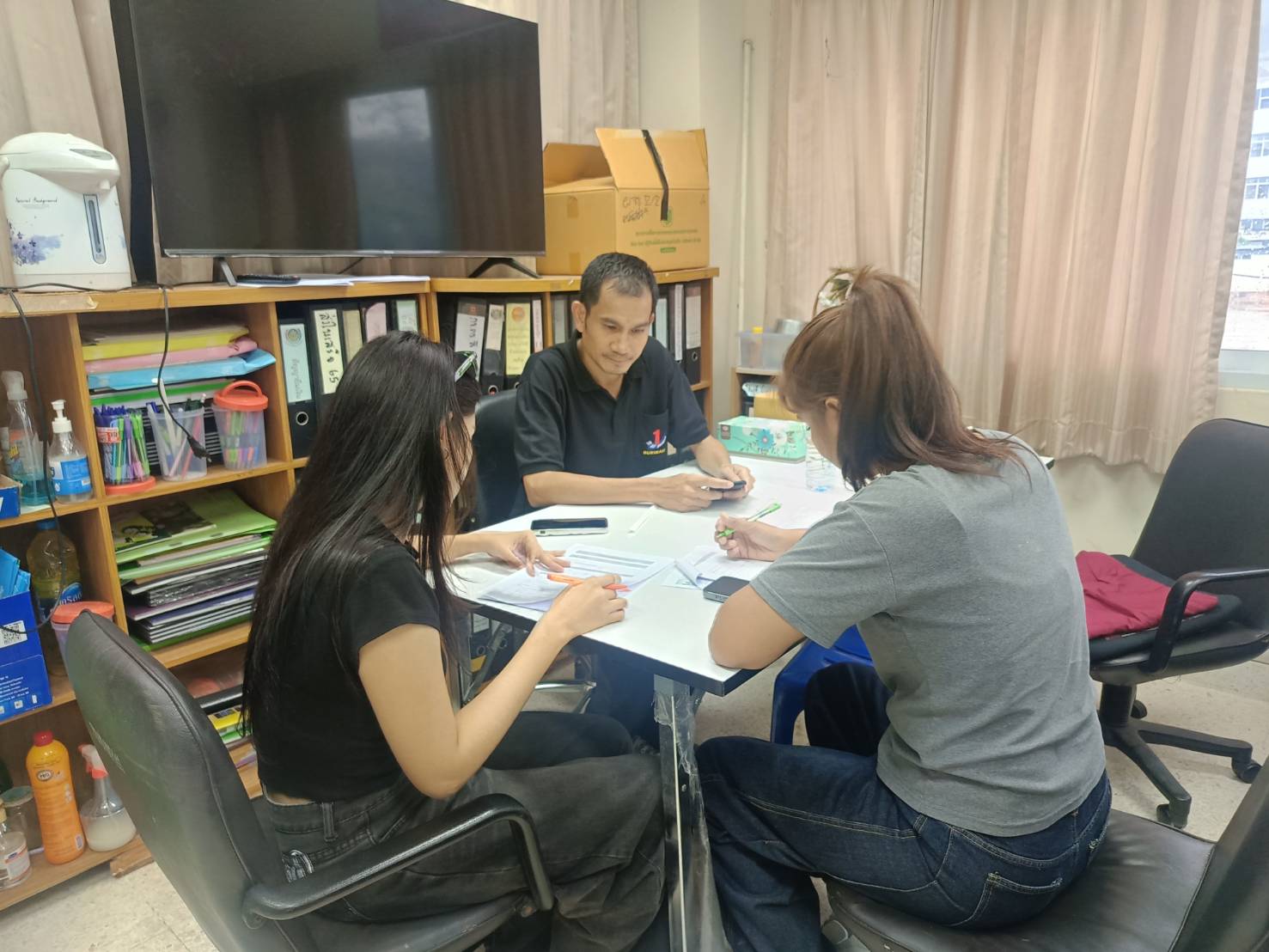 CDD MUEANG : GROWTH TEAM PLUS + MUEANG BURIRAM 📢 จังหวัดบุรีรัมย์ -สพอ.เมืองบุรีรัมย์ รับลงทะเบียนผู้ผลิต ผู้ประกอบการ OTOP  