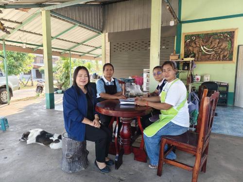 CDD MUEANG : GROWTH TEAM PLUS + MUEANG BURIRAM 📢 จังหวัดบุรีรัมย์ -สพอ.เมืองบุรีรัมย์ ติดตามและสนับสนุนกองทุนพัฒนาบทบาทสตรีตำบลบัวทอง