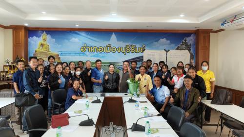 CDD MUEANG : GROWTH TEAM PLUS  MUEANG BURIRAM 📢 จังหวัดบุรีรัมย์ -สพอ.เมืองบุรีรัมย์ ร่วมประชุมคัดเลือกคณะกรรมการชมรมผู้นำอาสาพัฒนาชุมชน (ผู้นำ อช.) อำเภอเมืองบุรีรัมย์
