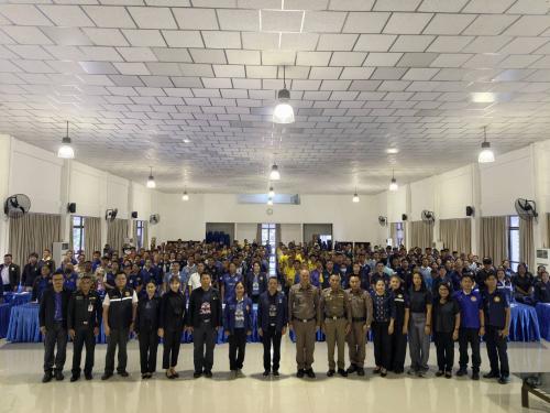 CDD MUEANG : GROWTH TEAM PLUS  MUEANG BURIRAM 📢 จังหวัดบุรีรัมย์ -สพอ.เมืองบุรีรัมย์ ร่วมประชุมโครงการป้องกันและแก้ไขปัญหายาเสพติด อำเภอเมืองบุรีรัมย์